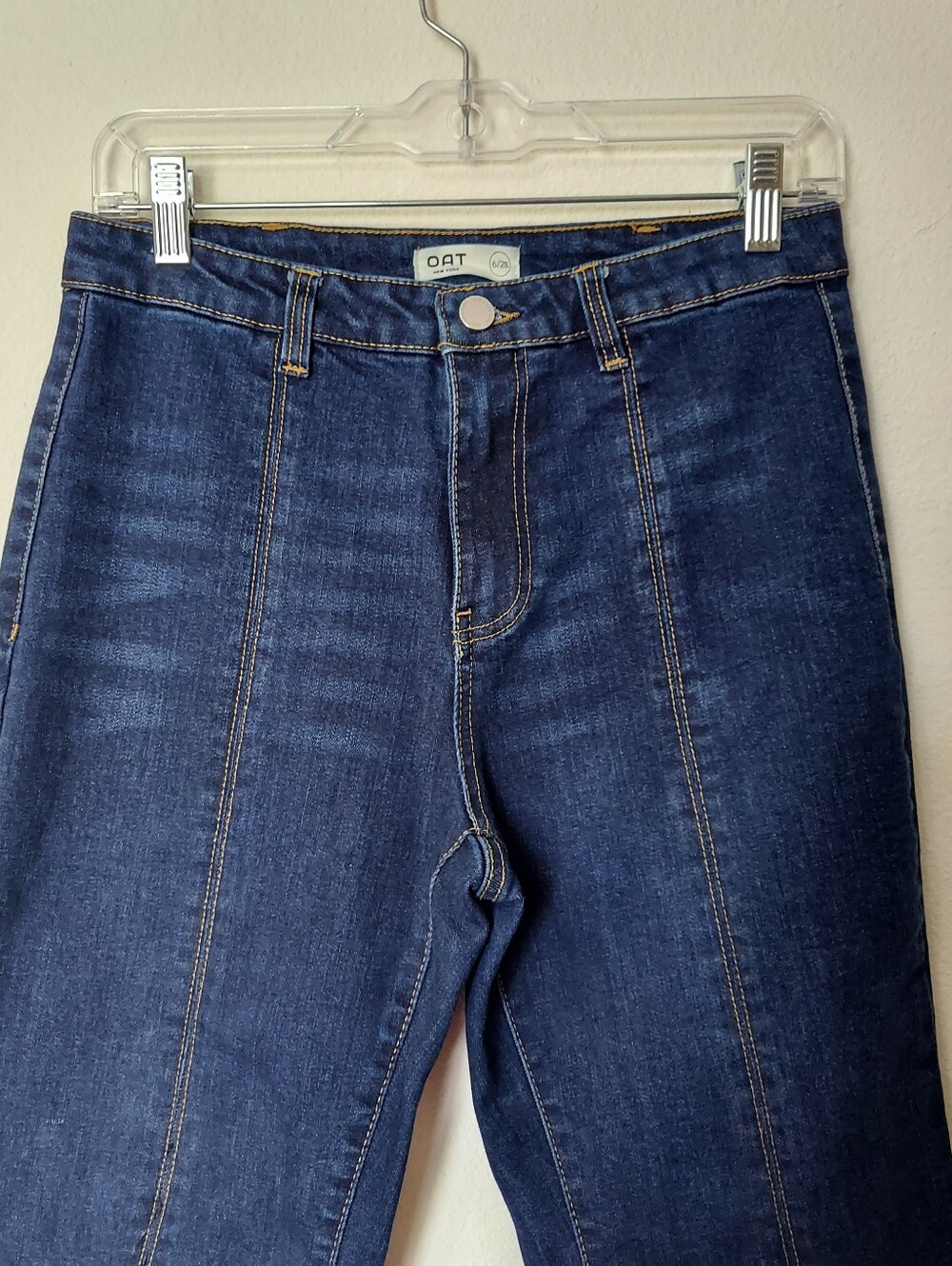 OAT New York Women’s Pin-Tuck Seam Straight-Leg Jeans Size 6/28 - Picture 2 of 9